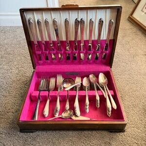 Wm Rogers & Son Silver Plate Flatware Set Exquisite Pattern Silver 73 pieces